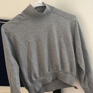 EUC Zara Mock neck crop top 🔥